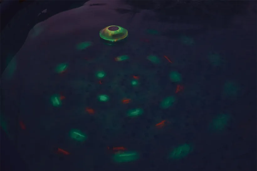 Bestway LUMIERE FLOTTANTE A LEDS DIAM 18 Cm 8 Bestway LUMIERE FLOTTANTE A LEDS DIAM 18 Cm – Image 6