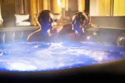 SPA GONFLABLE BESTWAY LAY-Z-SPA SANTORINI HYDROJET -Cash Piscines Boutique spa gonflable bestway lay z spa santorini hydrojet 7